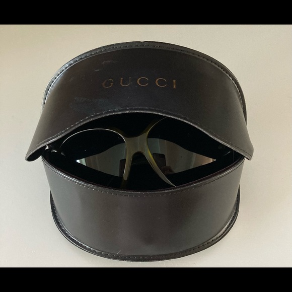 GUCCI SUNGLASSES - Picture 10 of 11